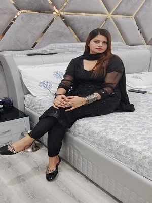 Call Girl in Patrakarpuram
