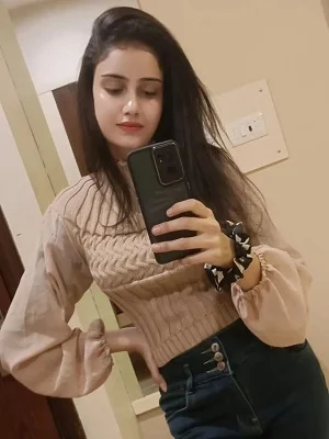 Independent Patrakarpuram Call Girl